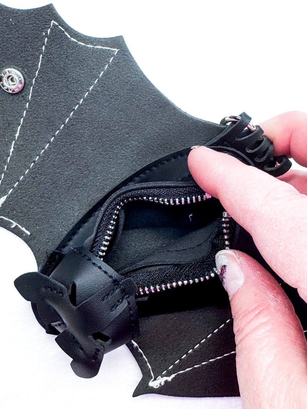 Bat Hidden Compartment Faux Leather Bag Charm Keychain - Picture 4 of 8